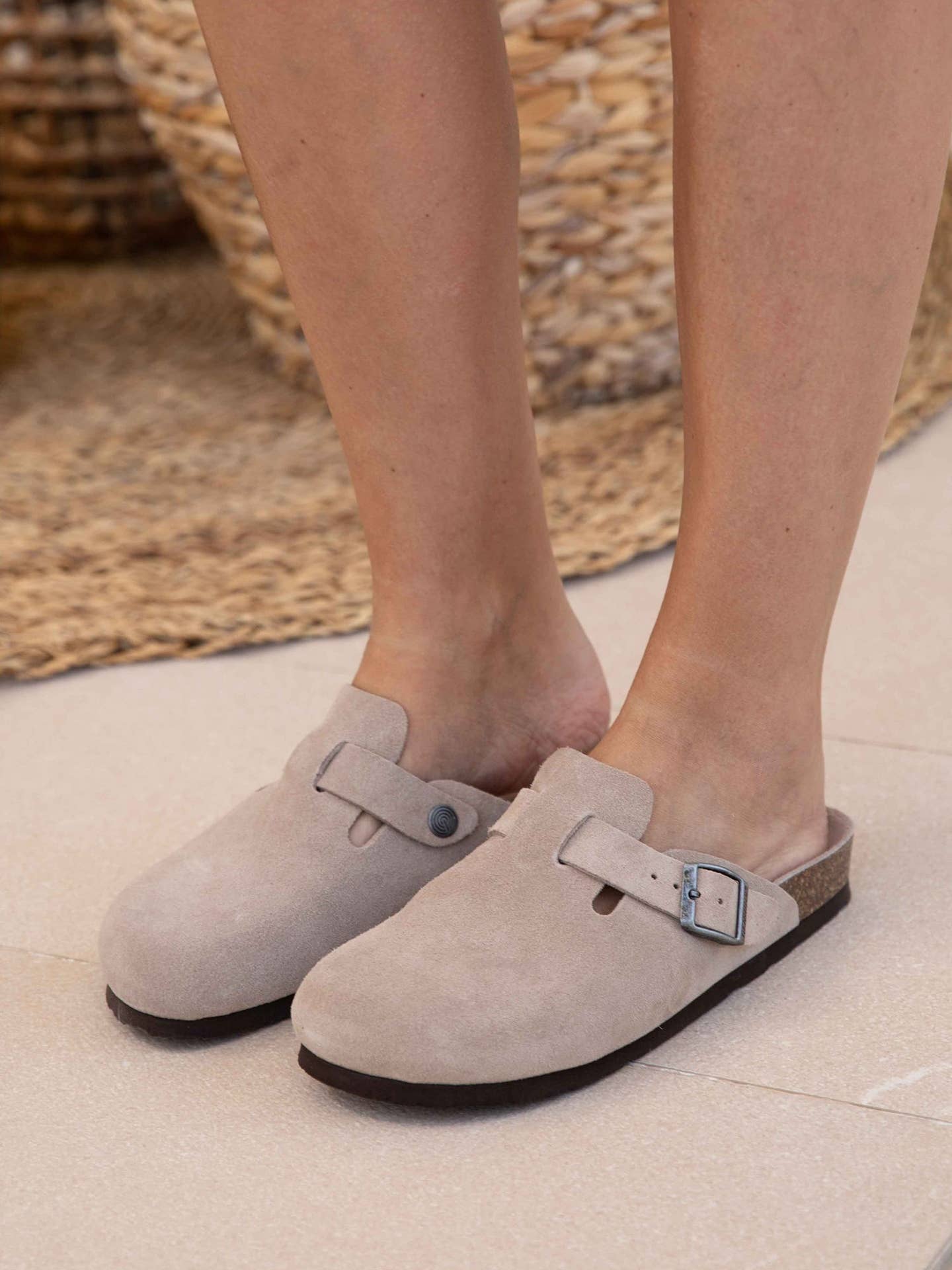 Genuins - Riva Velour Taupe