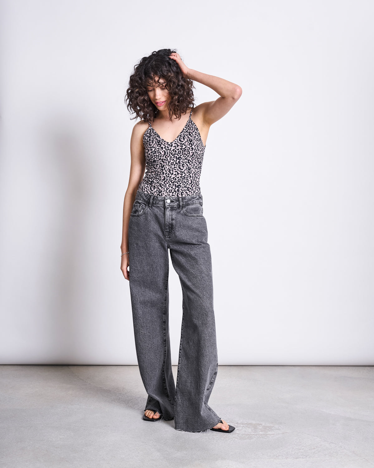 JAN'N JUNE - MATILDA Top Leo