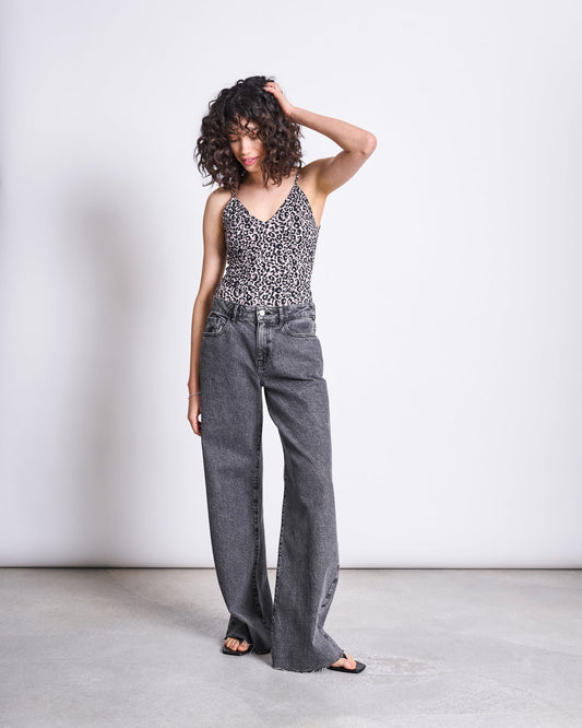 JAN'N JUNE - MATILDA Top Leo