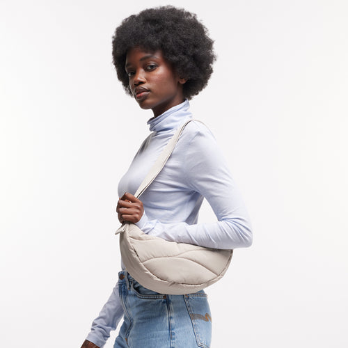 GOT BAG - Wavy Puffer Moon Bag Small Scallop