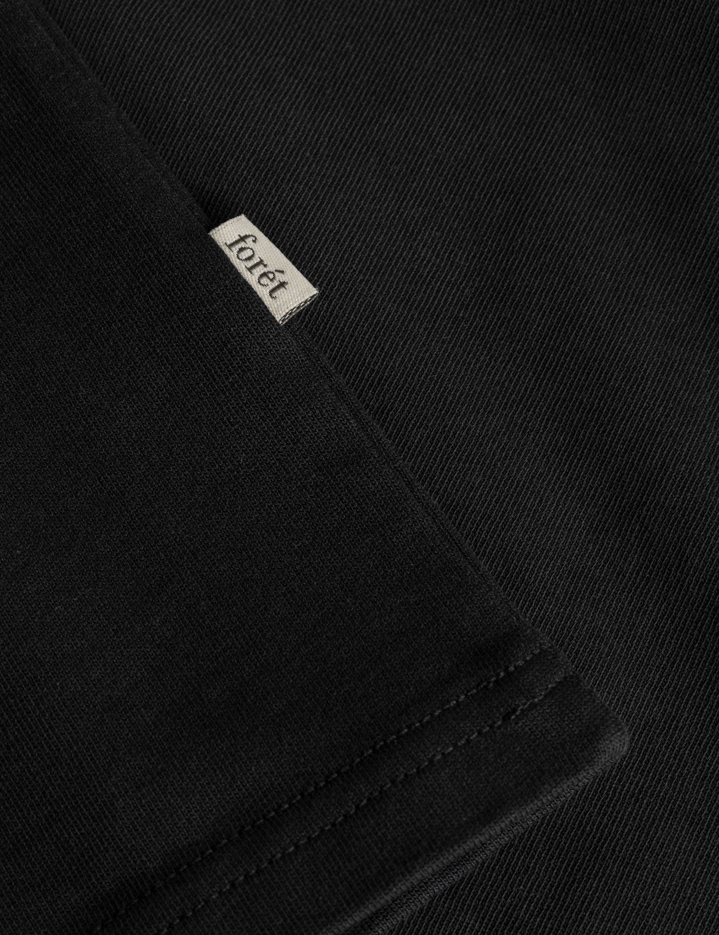 forét - EAST T-Shirt Black