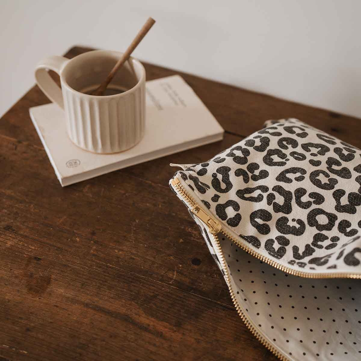 Rose in April - Clutch Leoprint