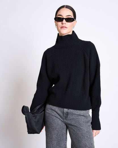 JAN'N JUNE - WOOLY OLA Pullover Black