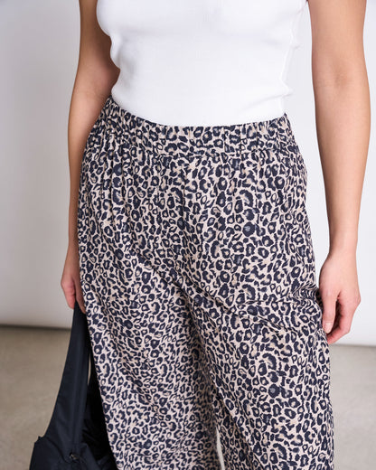 JAN'N JUNE - SOBY Cotton Leo Print Pants