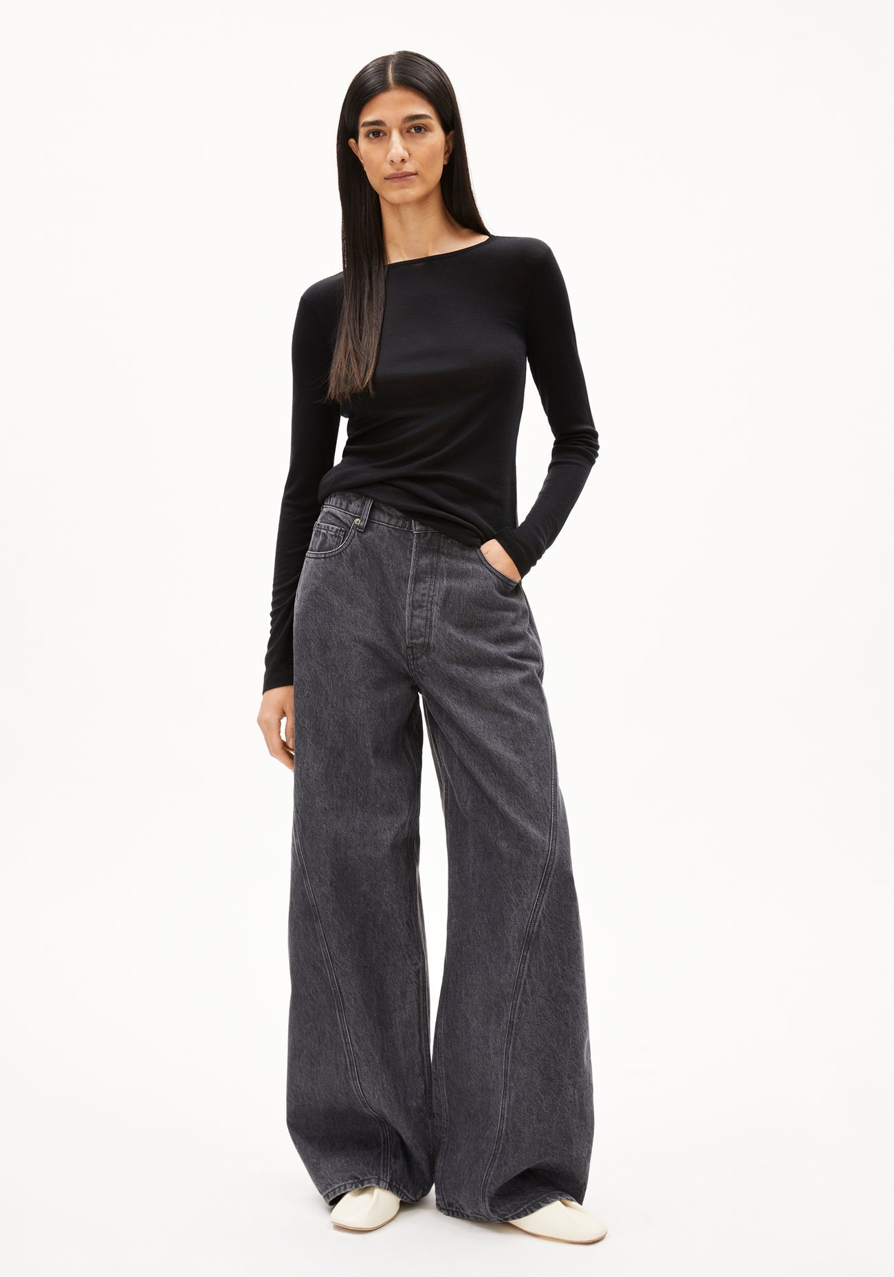 Armedangels - MAIAA Wool Blend Black