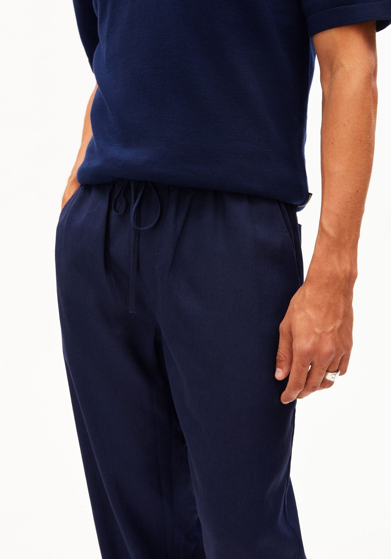 Armedangels - LUKAA Lino | Tinted Navy