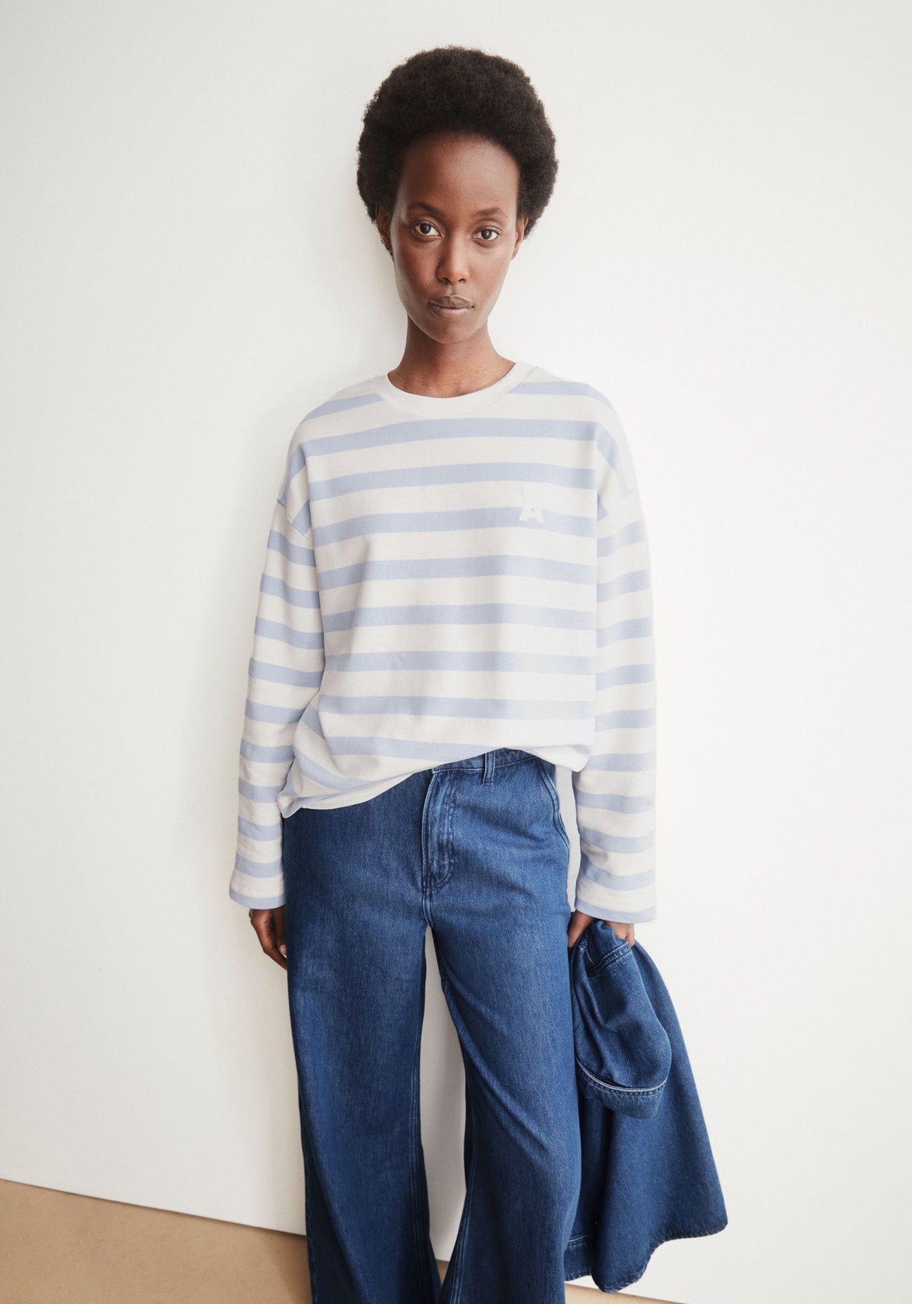 Armedangels - ICONIC Å FRANKAA Bold Sweatshirt | Undyed/Soft Blue