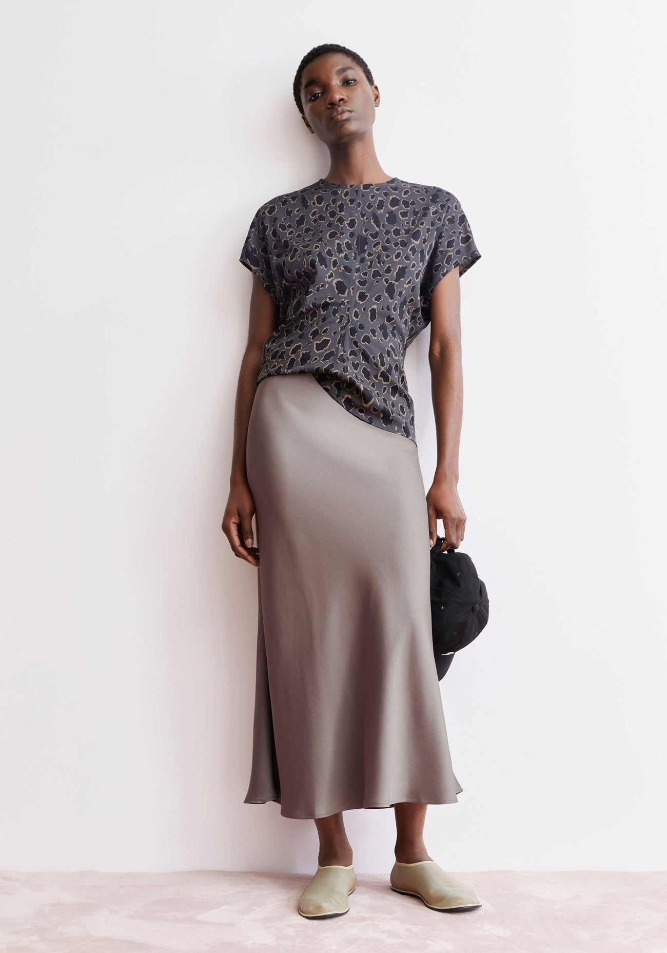 Armedangels - LENOVAA Satinrock Walnut Cream