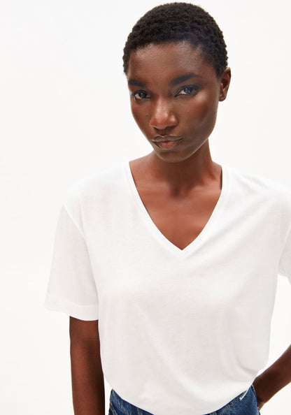 Armedangels - V-Neck T-Shirt White