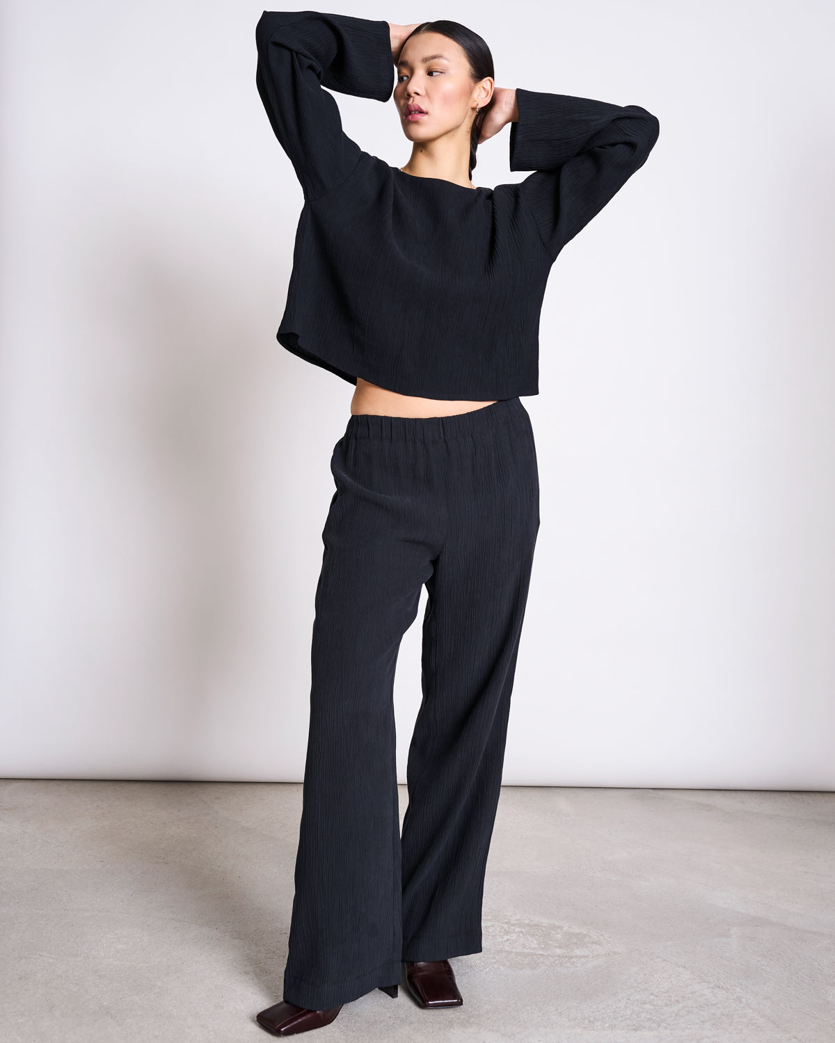 JAN'N JUNE - HAVA Crinkle Pants Black