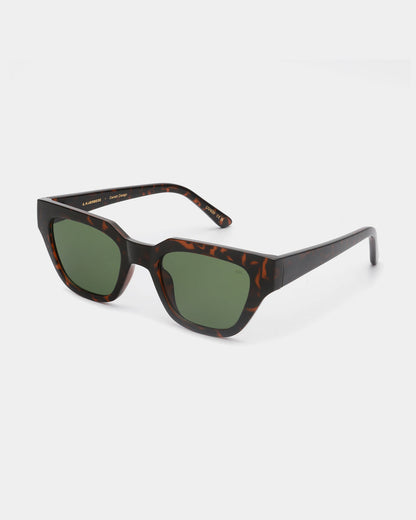 A.KJÆRBEDE - KAWS Demi Tortoise