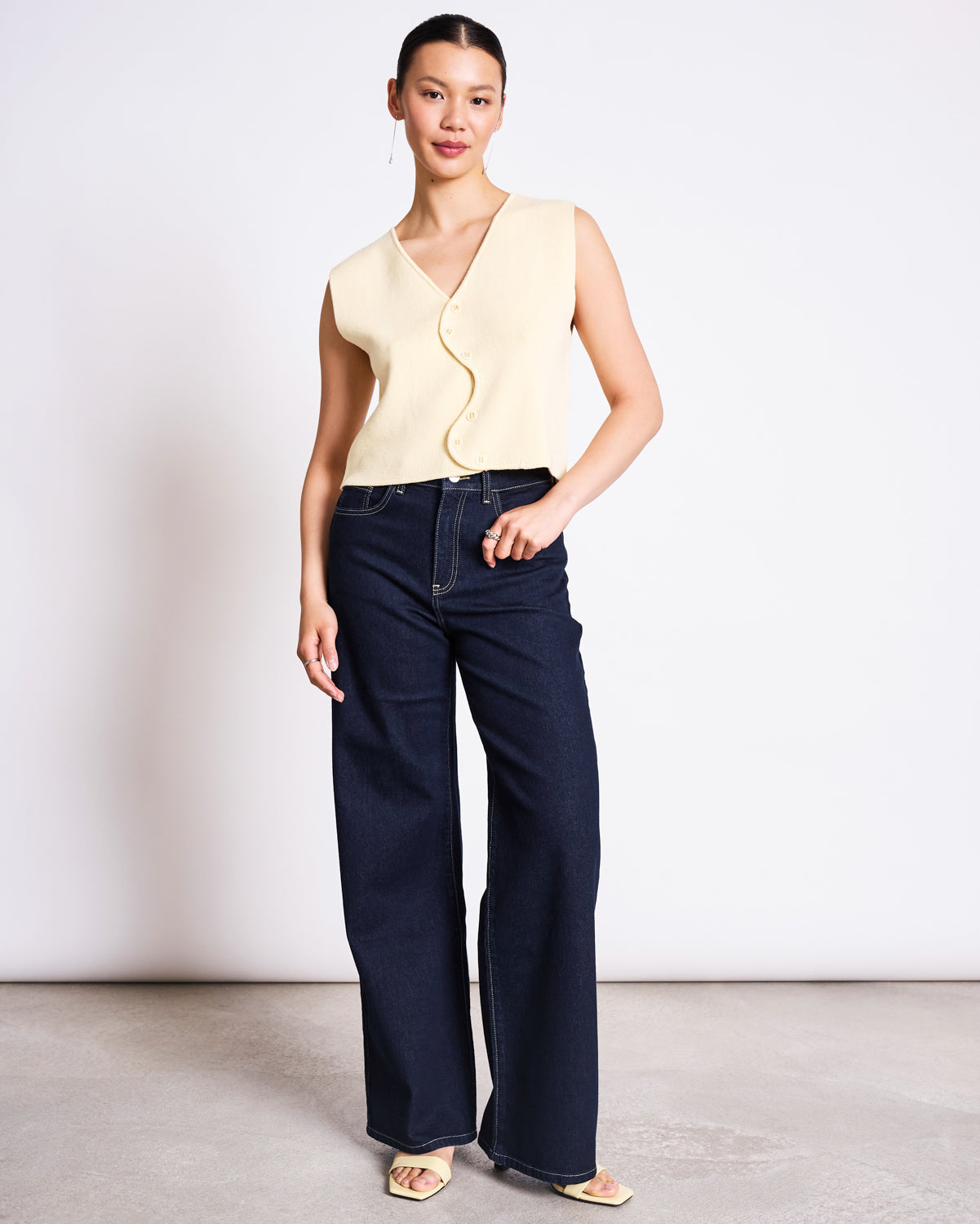 JAN'N JUNE - CORYL Wavy Knit Vest Buttermilk